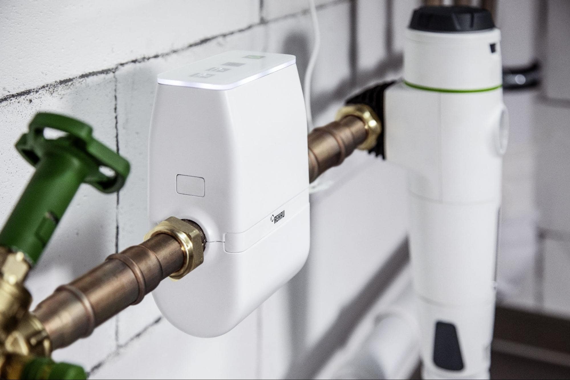 Как перекрыть воду в квартире с счетчиком - 82 фото