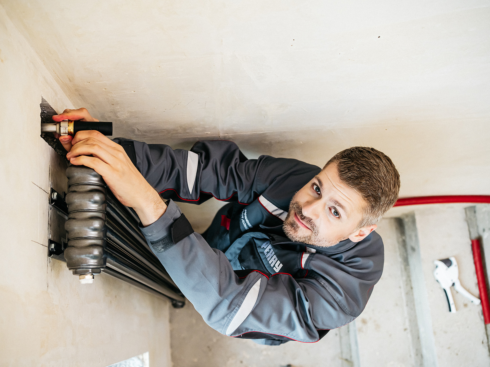 Монтажник за работой